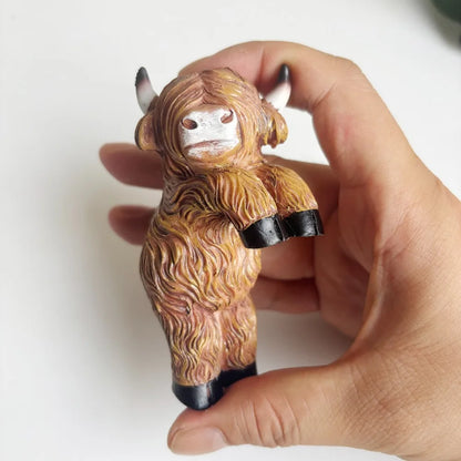 Highland Cow Figurine Statue Home Decoration