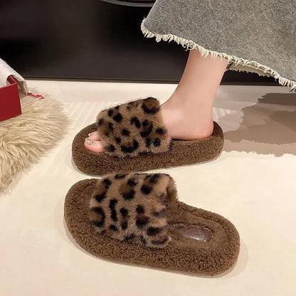 Leopard Print Slippers With Thick And Comforting Sole