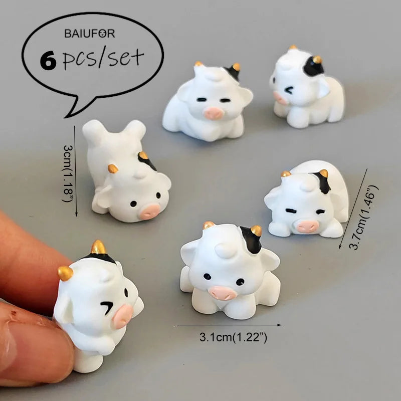 6 pcs Luminous Cartoon Cow Figurine, Glow in the Dark Accessories