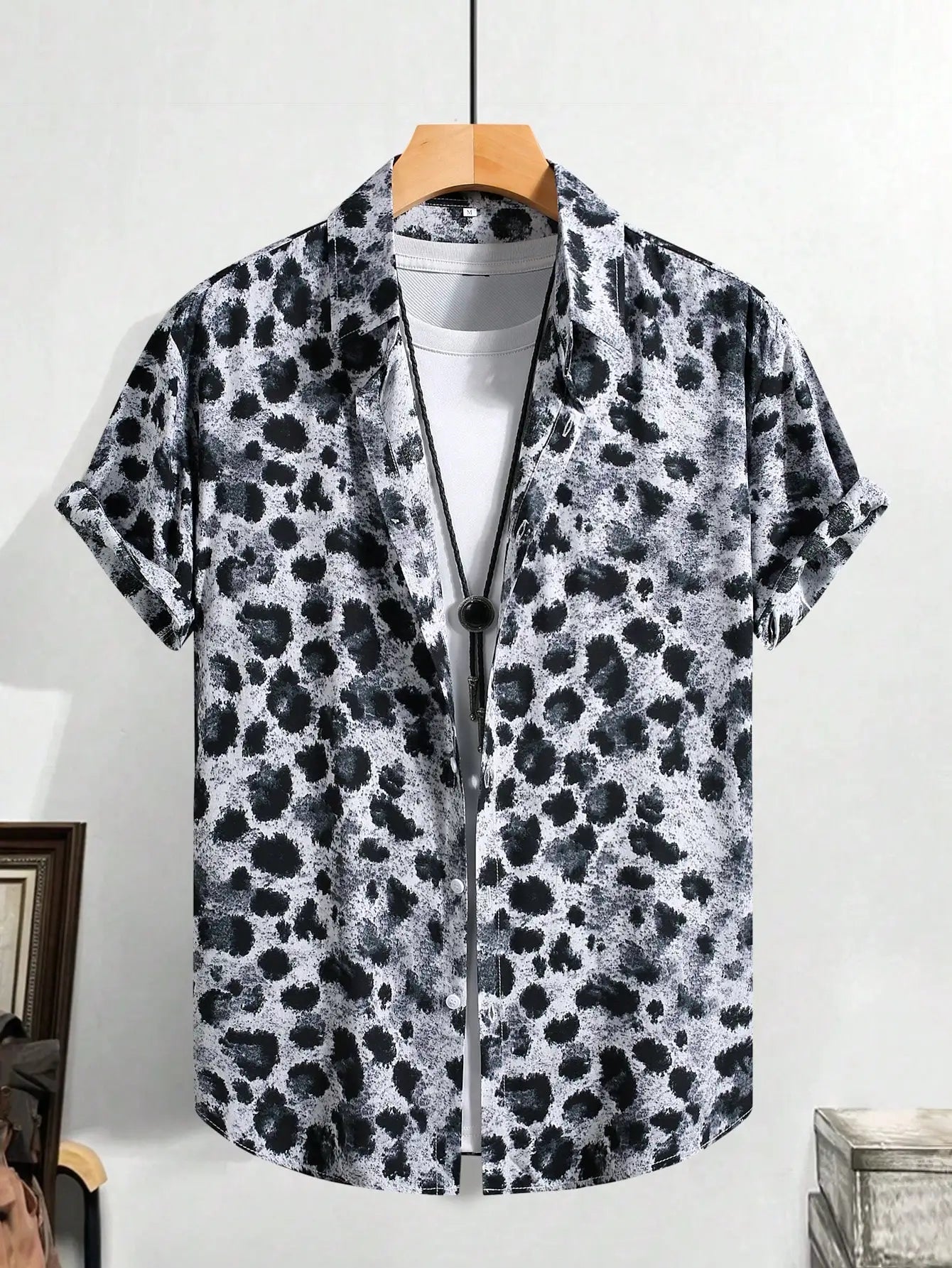 Leopard Pattern Print Men's Button Up Shirt
